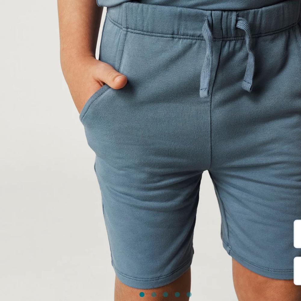 Boys bamboo shorts 10 Posh peanut 10/12